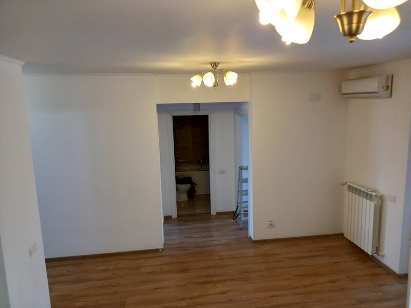 Banu Manta, duplex cu terasa de 45 mp, birouri